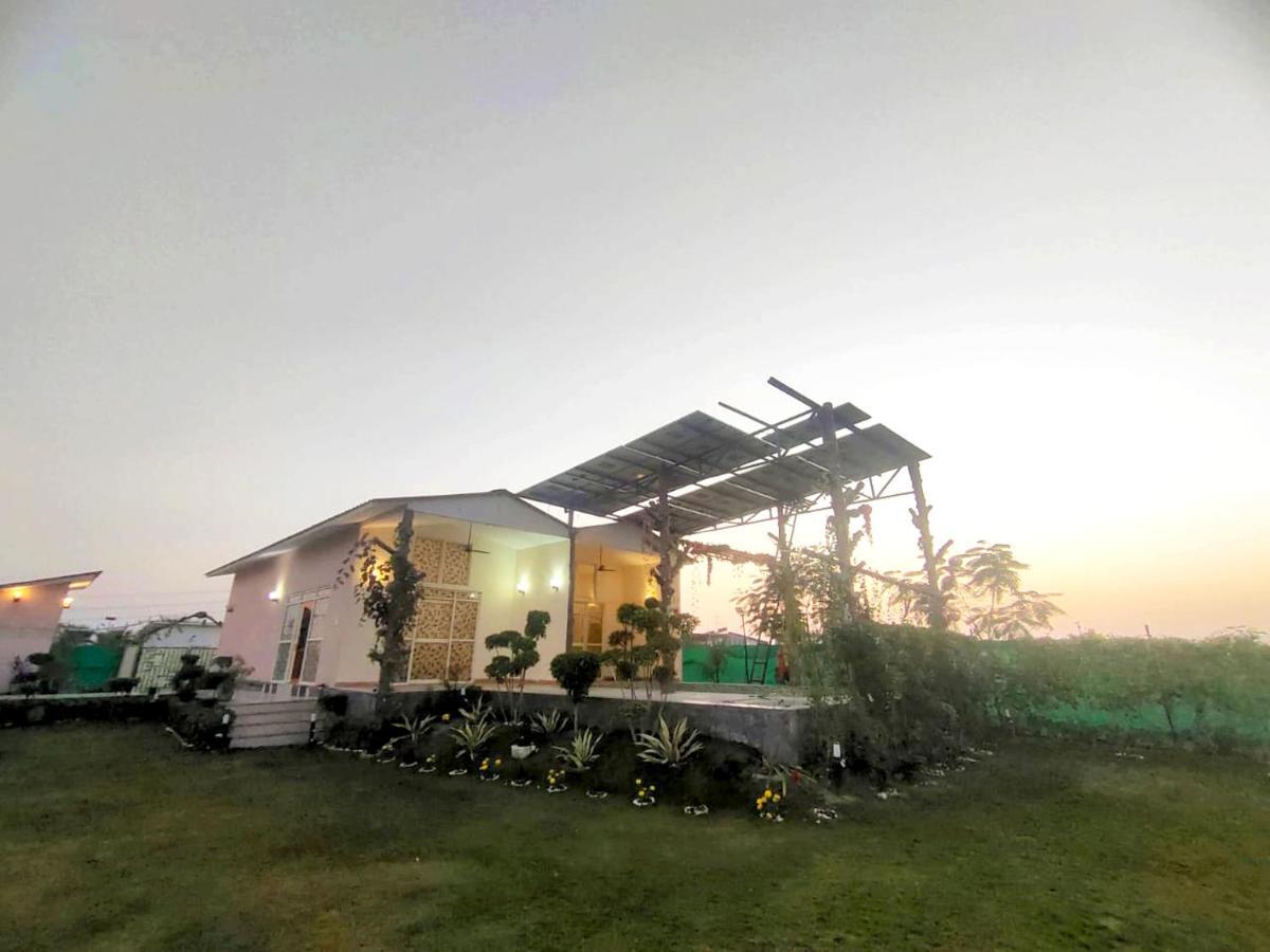 Shaw Estate-Farm House For A Small Parties-Jp Farm Greater Noida Exterior foto