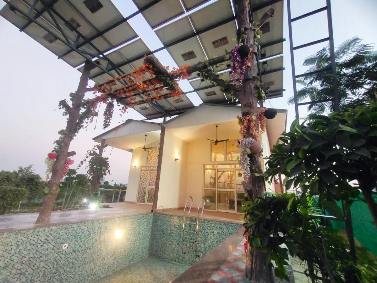 Shaw Estate-Farm House For A Small Parties-Jp Farm Greater Noida Exterior foto